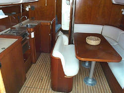 photo of  40' Beneteau Moorings 405