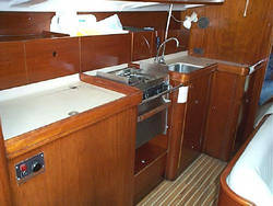 photo of  40' Beneteau Moorings 405