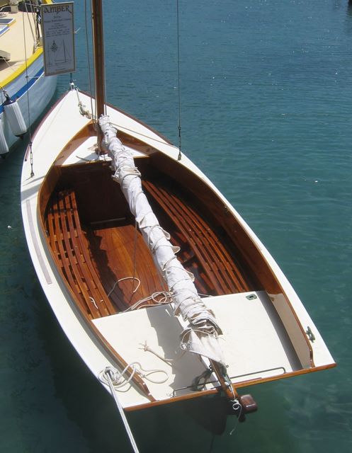 Amber, Buzzards Bay 14, design by Herreschoff