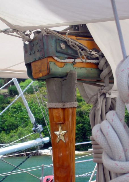 Ticonderoga - L Francis Herreshoff Ketch 72' 1936