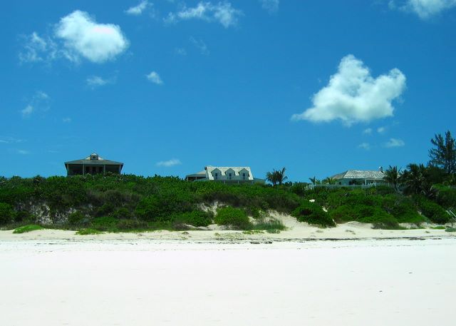 Pink Sand Beach, Harbor Island, Bahamas