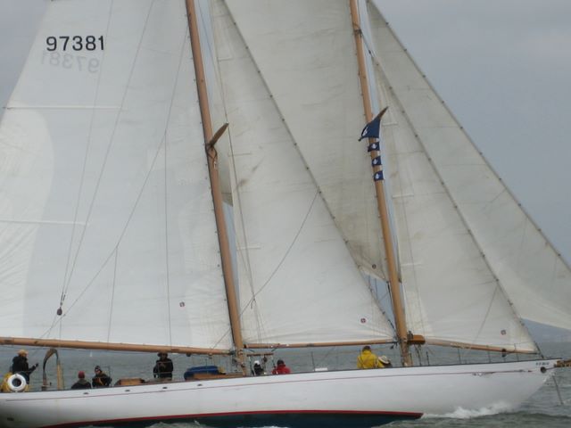 S/V Dauntless